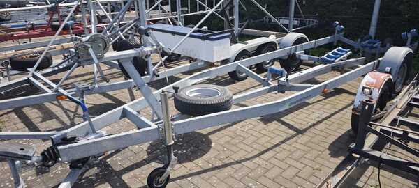 trailer-watersportschuur-nl-1-op-haven-oost trailer-watersportschuur-nl-1-op-haven-oost